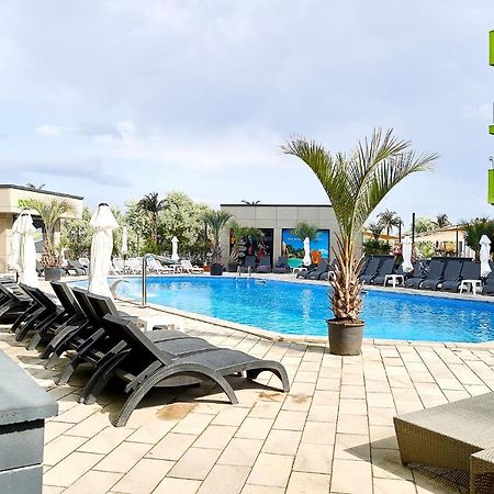 Năvodari Sophie Apartment Spa N Pool Beach Resort מראה חיצוני תמונה
