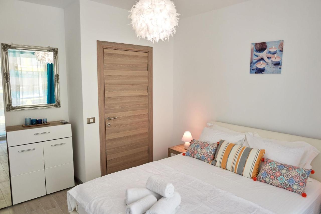Năvodari Sophie Apartment Spa N Pool Beach Resort מראה חיצוני תמונה